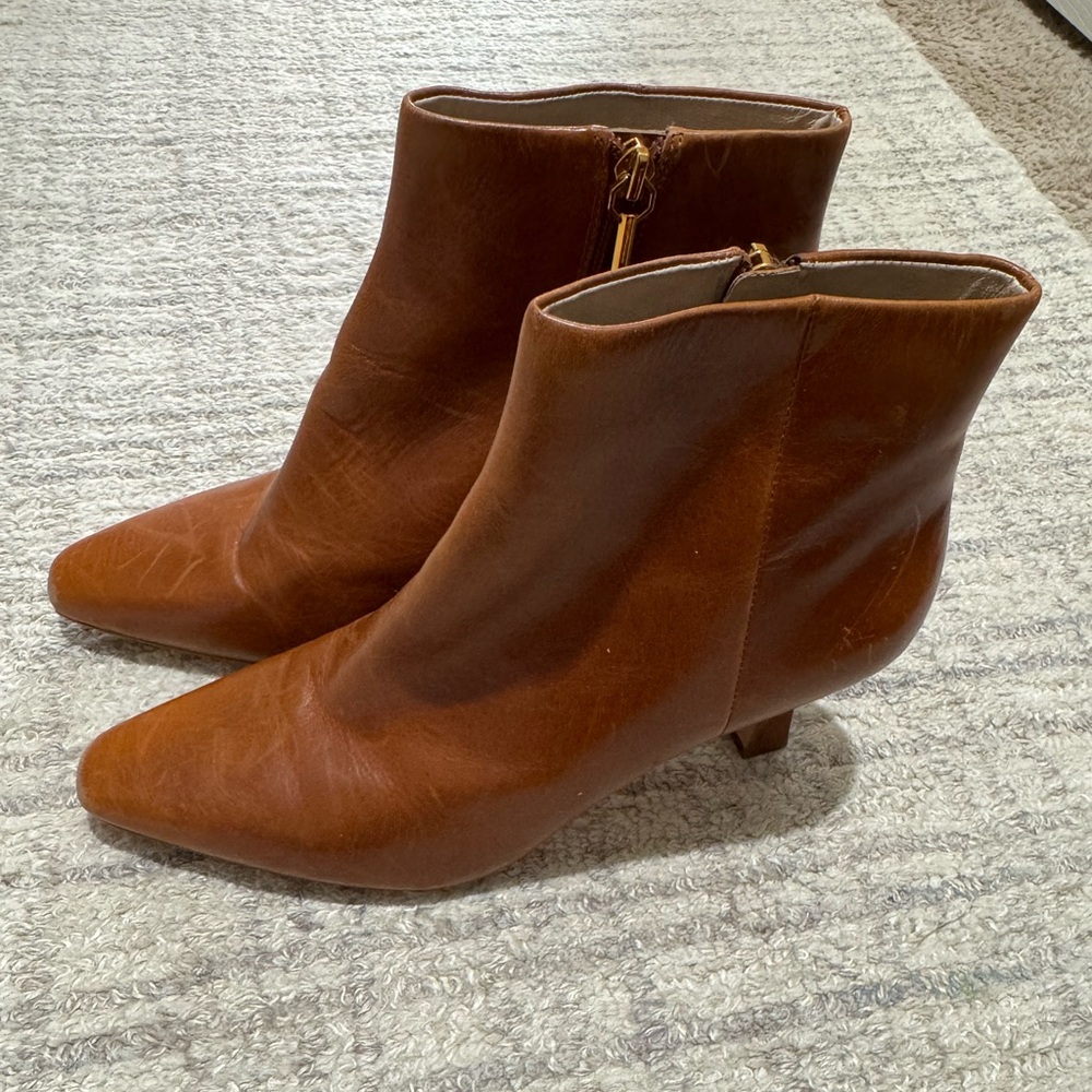 Louise etCiE Tan Leather Ankle Boots size 9